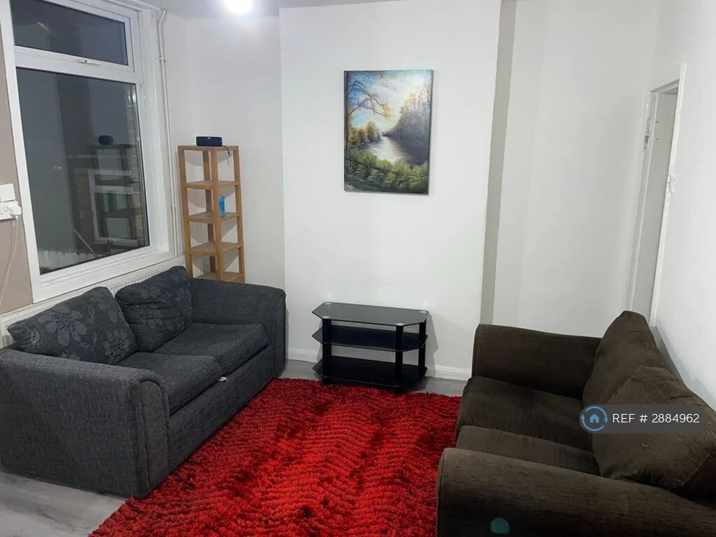 1 bedroom house share for rent