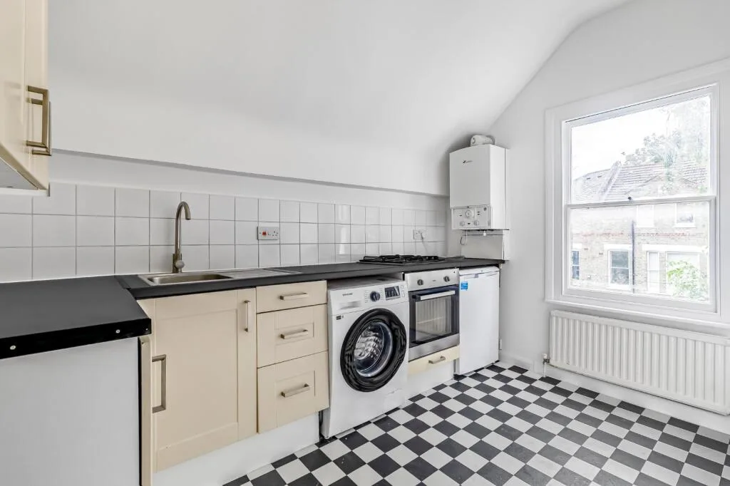 1 bedroom flat for rent