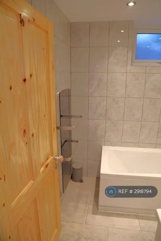 2 bedroom bungalow for rent