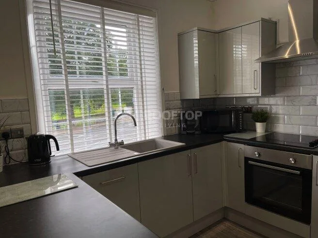 1 bedroom house share for rent