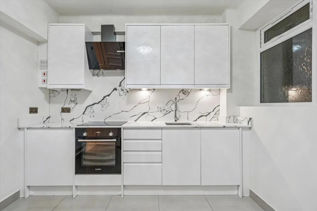 3 bedroom flat for rent
