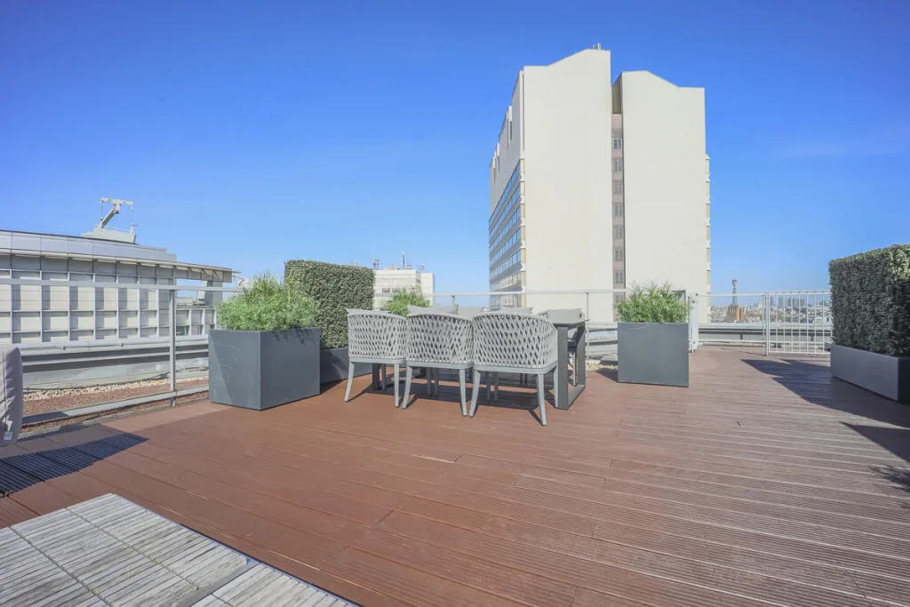 4 bedroom penthouse for rent
