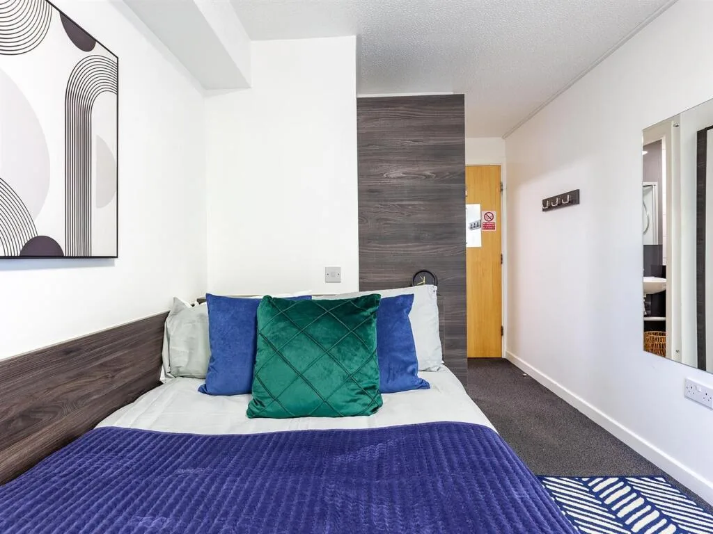 1 bedroom flat share for rent
