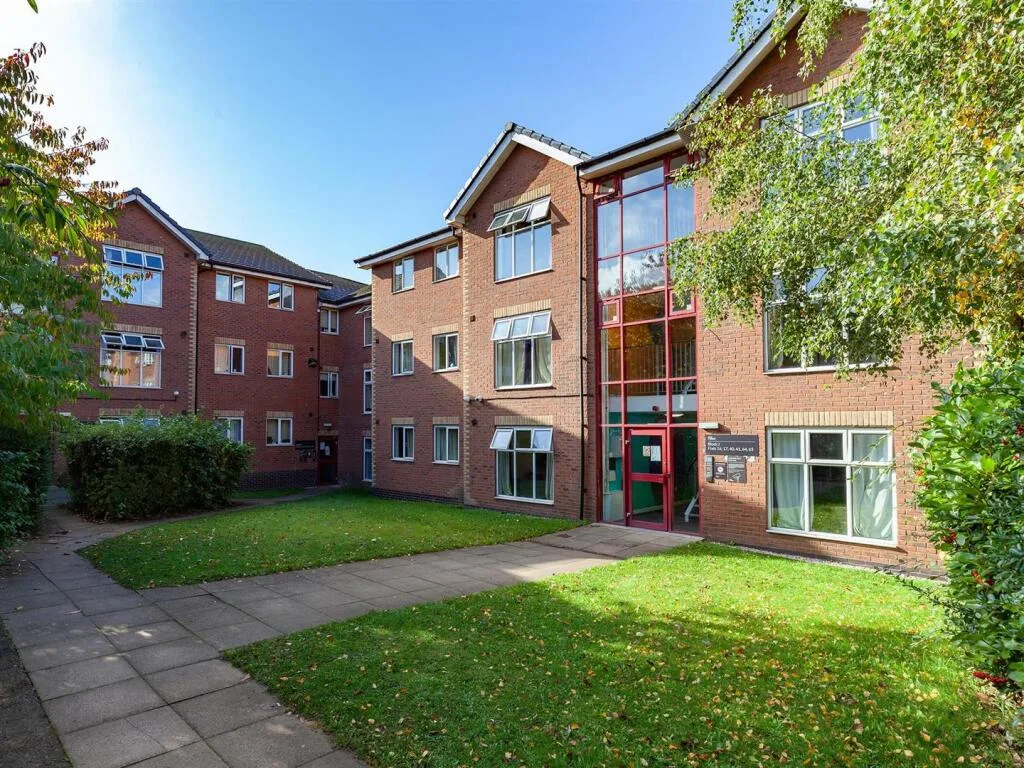 1 bedroom flat share for rent