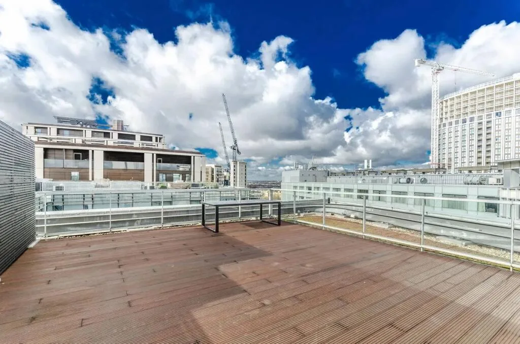 4 bedroom penthouse for rent