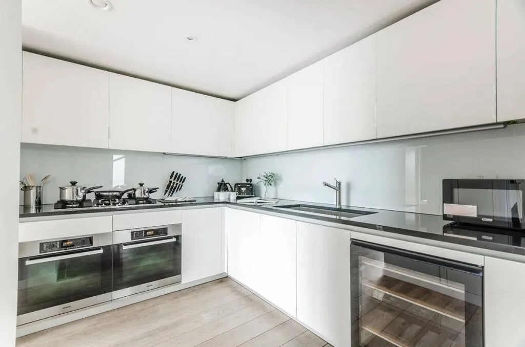 4 bedroom penthouse for rent