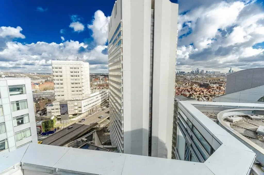 4 bedroom penthouse for rent