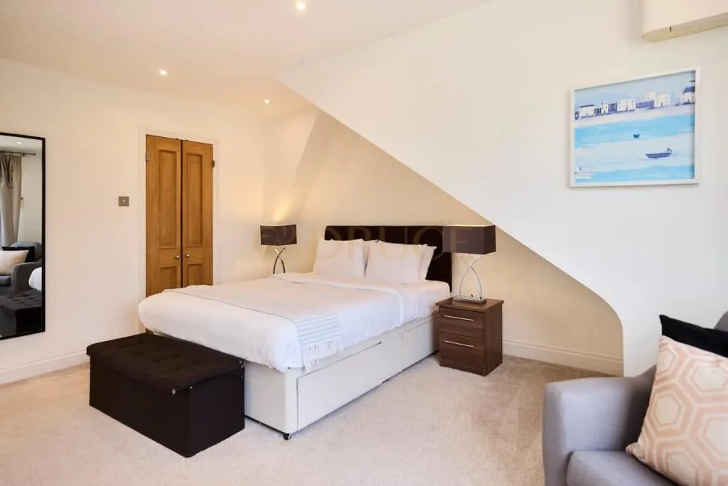 4 bedroom house for rent