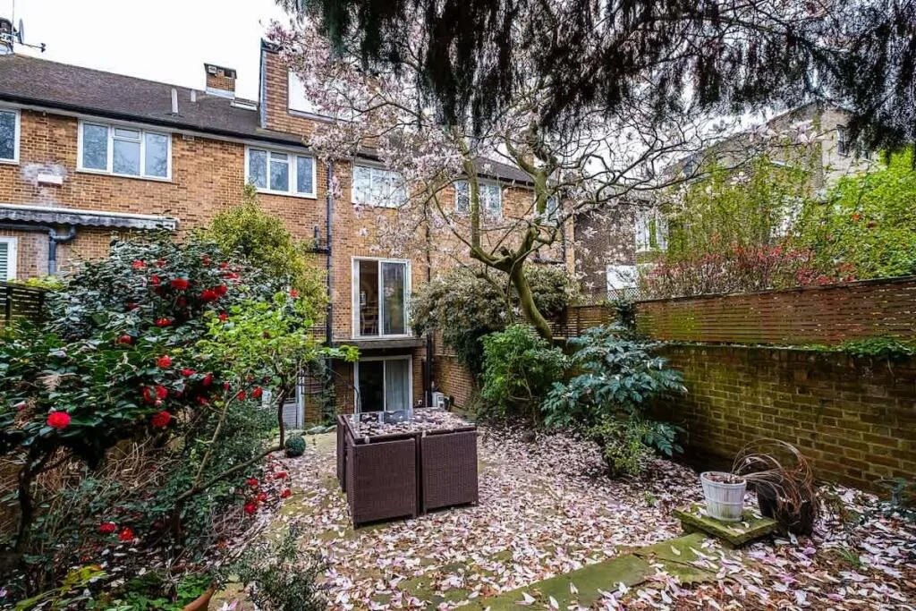 4 bedroom house for rent