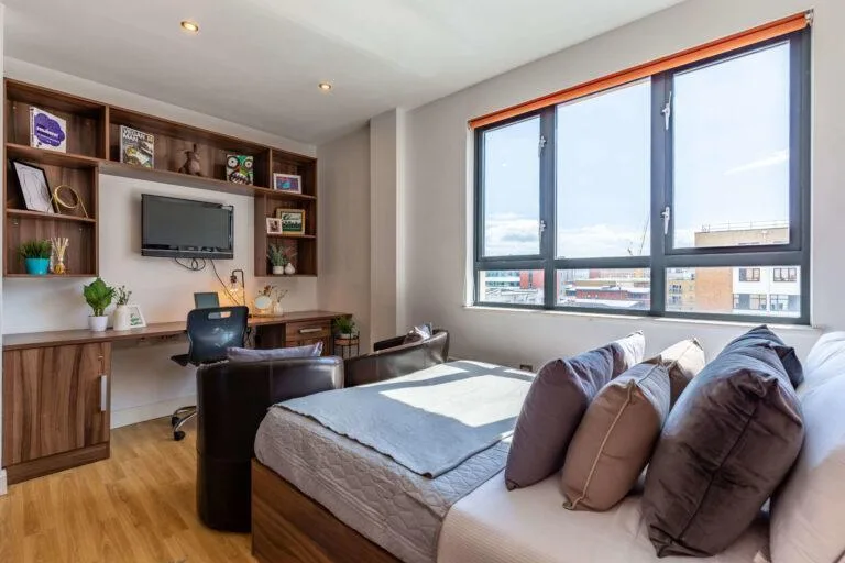 Studio flat for rent