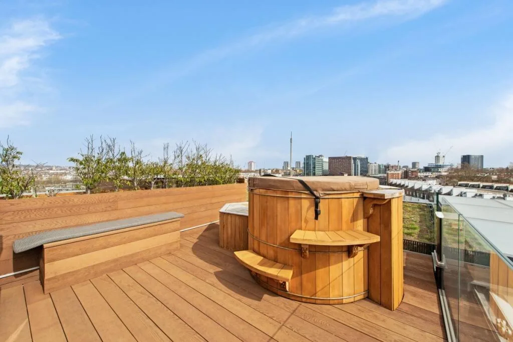 4 bedroom flat for rent