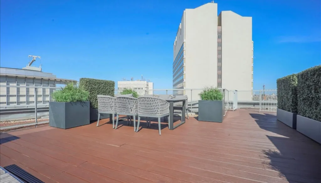 4 bedroom penthouse for rent