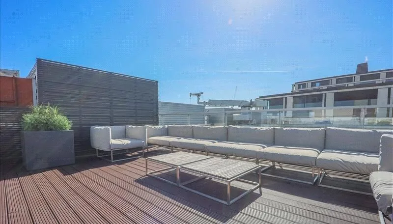 4 bedroom penthouse for rent