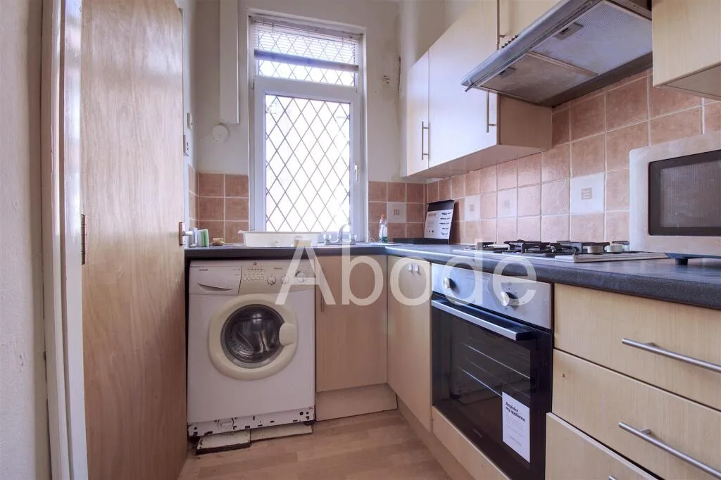 2 bedroom house for rent