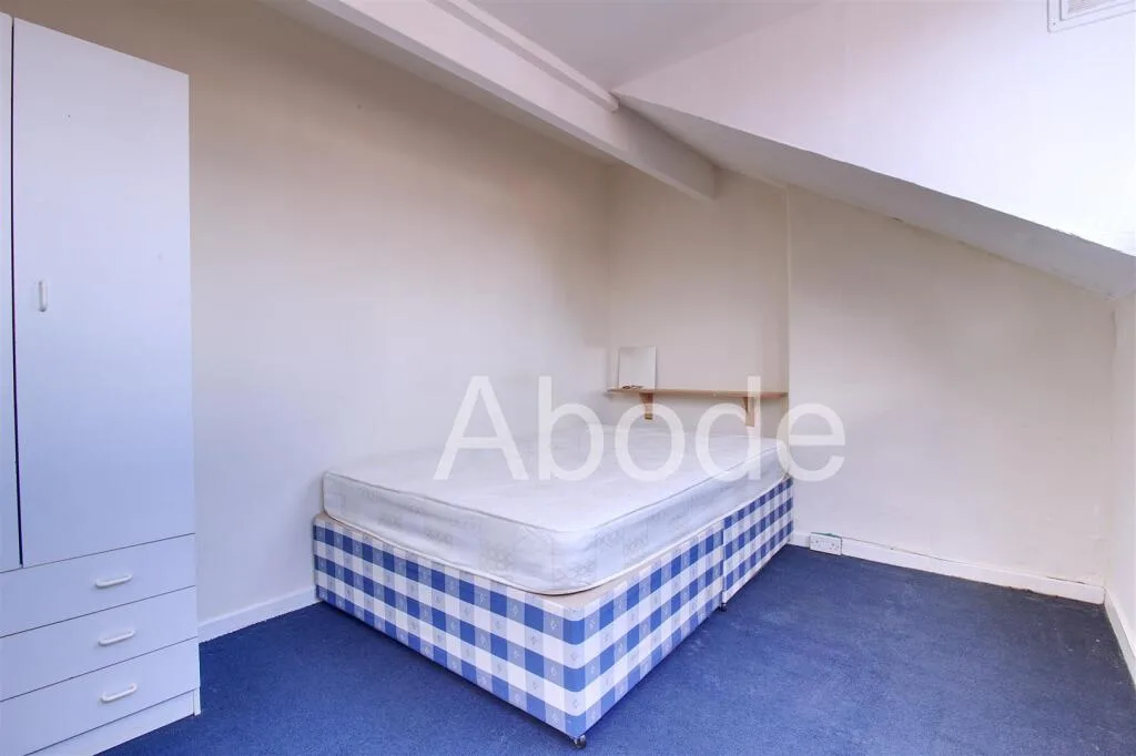 2 bedroom house for rent