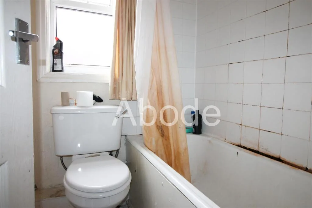 2 bedroom house for rent