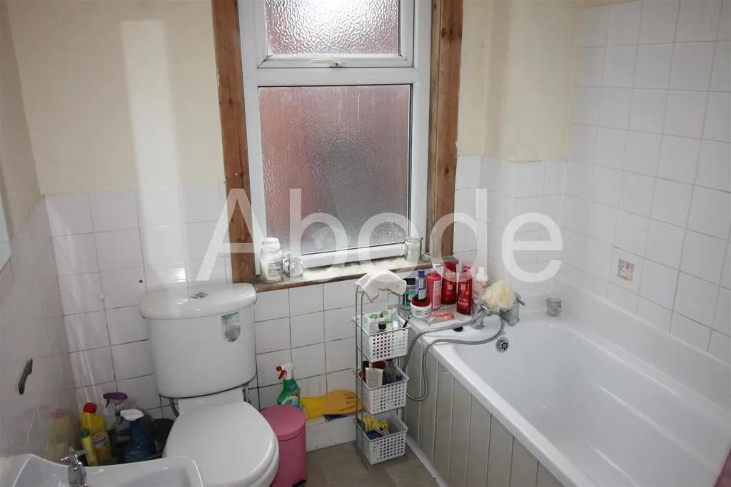 2 bedroom house for rent