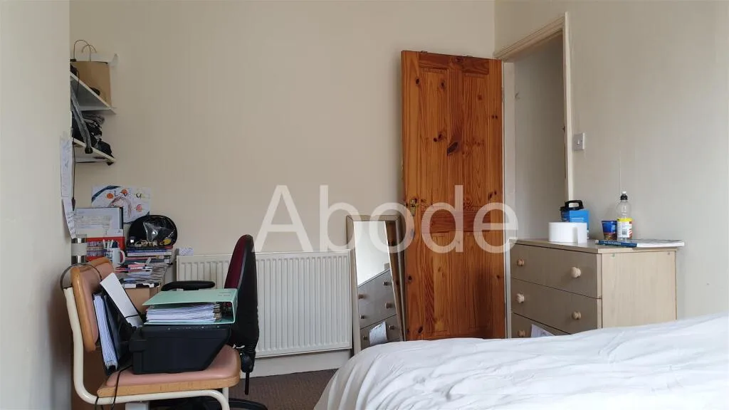 2 bedroom house for rent