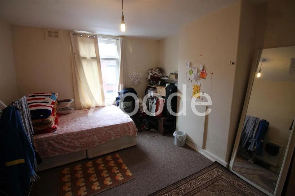 2 bedroom house for rent