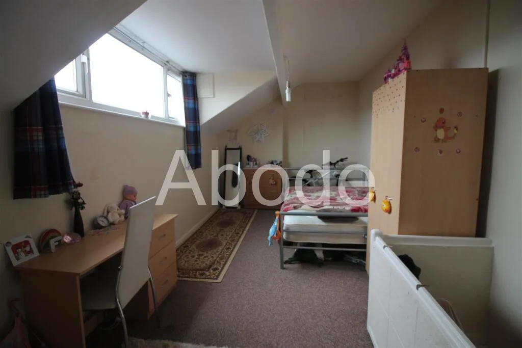 2 bedroom house for rent
