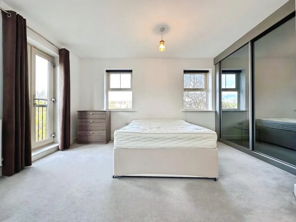 2 bedroom house for rent