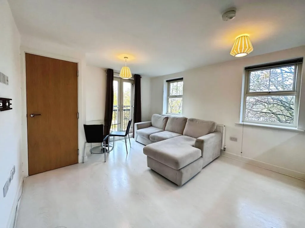 2 bedroom house for rent