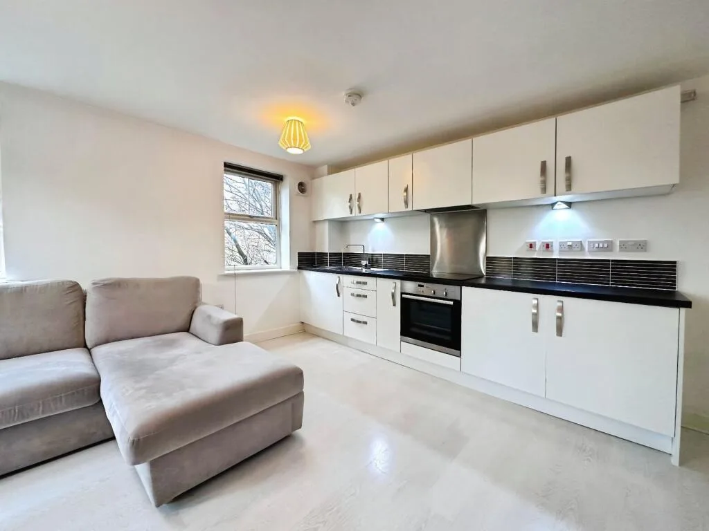 2 bedroom house for rent