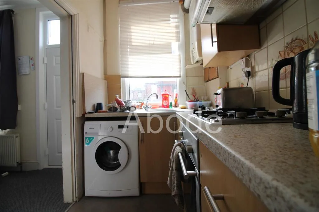 2 bedroom house for rent