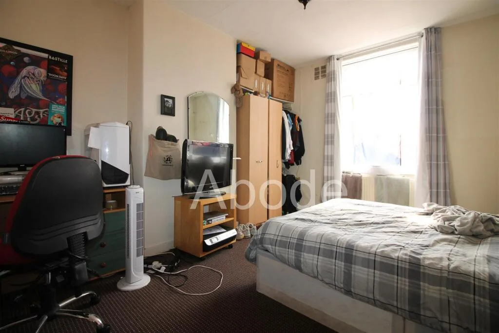 2 bedroom house for rent