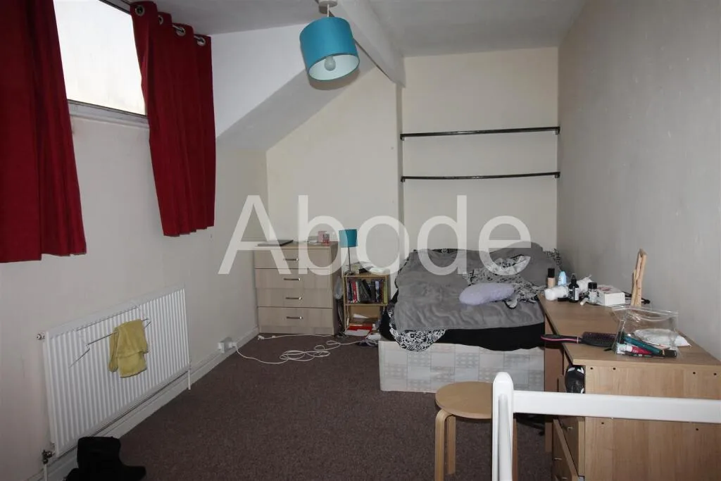 2 bedroom house for rent