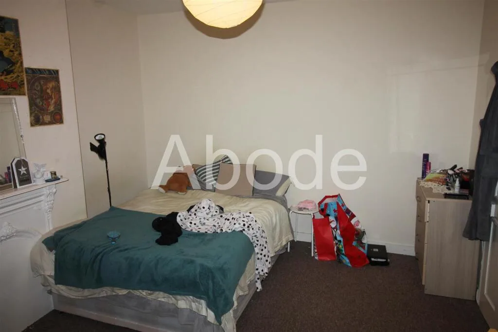 2 bedroom house for rent