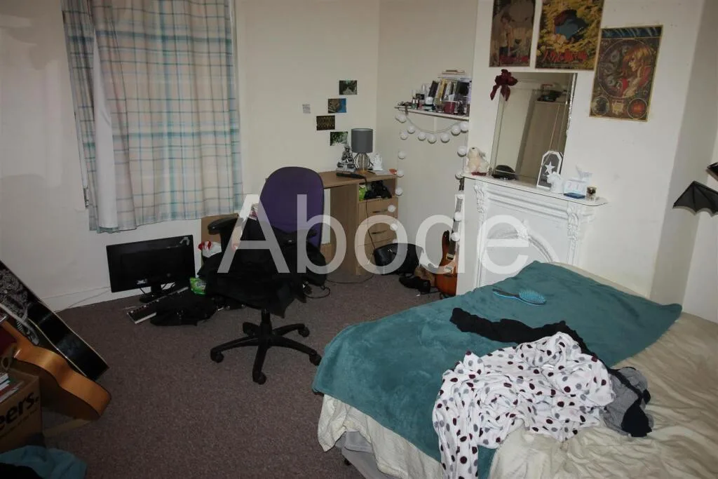 2 bedroom house for rent
