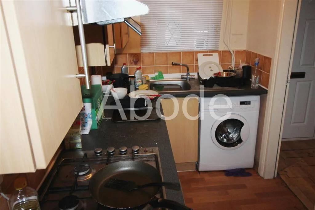 2 bedroom house for rent