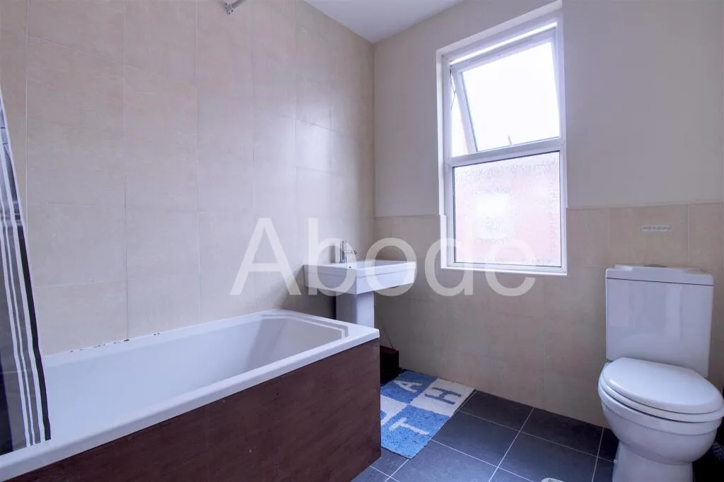 2 bedroom house for rent