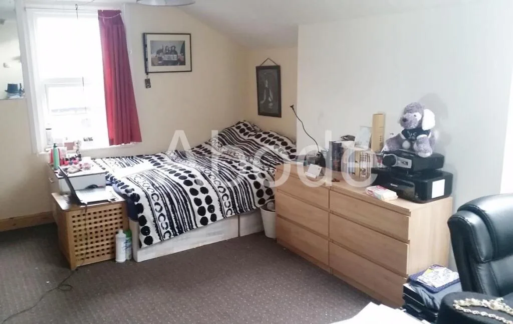 2 bedroom house for rent