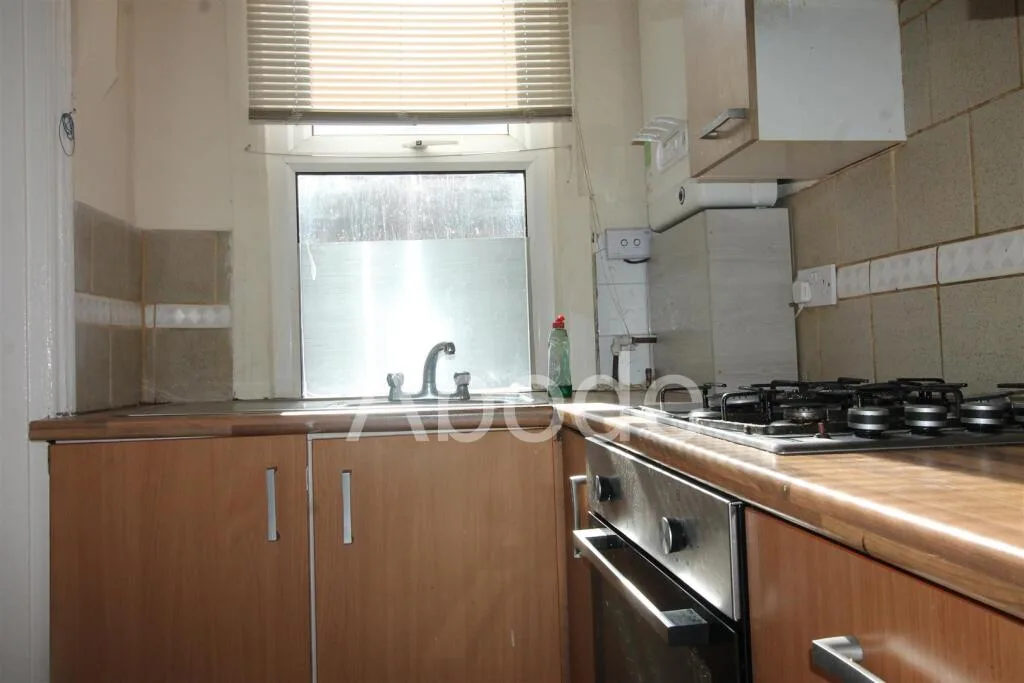 2 bedroom house for rent