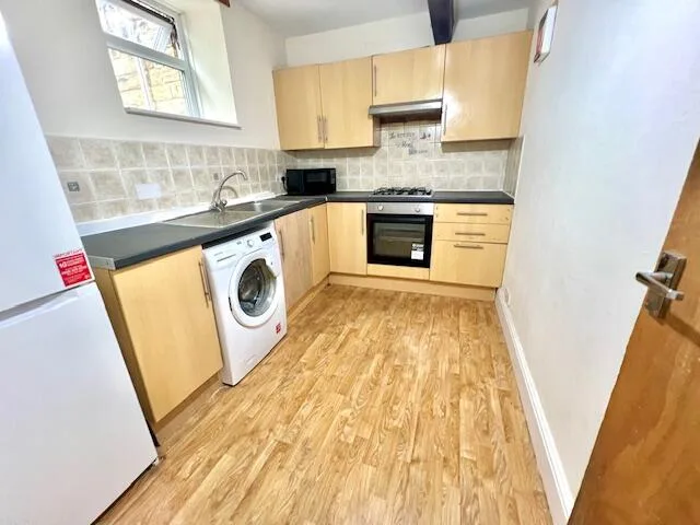 2 bedroom ground floor flat for rent