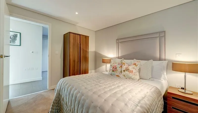 3 bedroom flat for rent