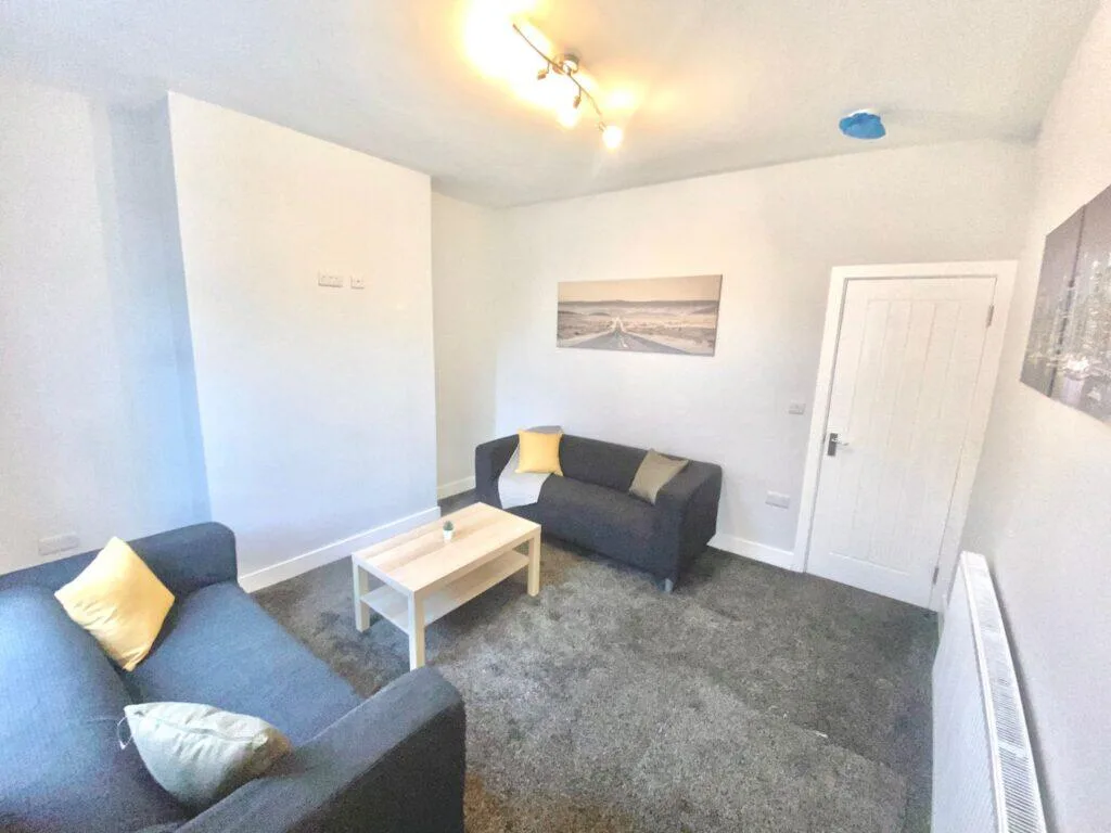 2 bedroom terraced house for rent
