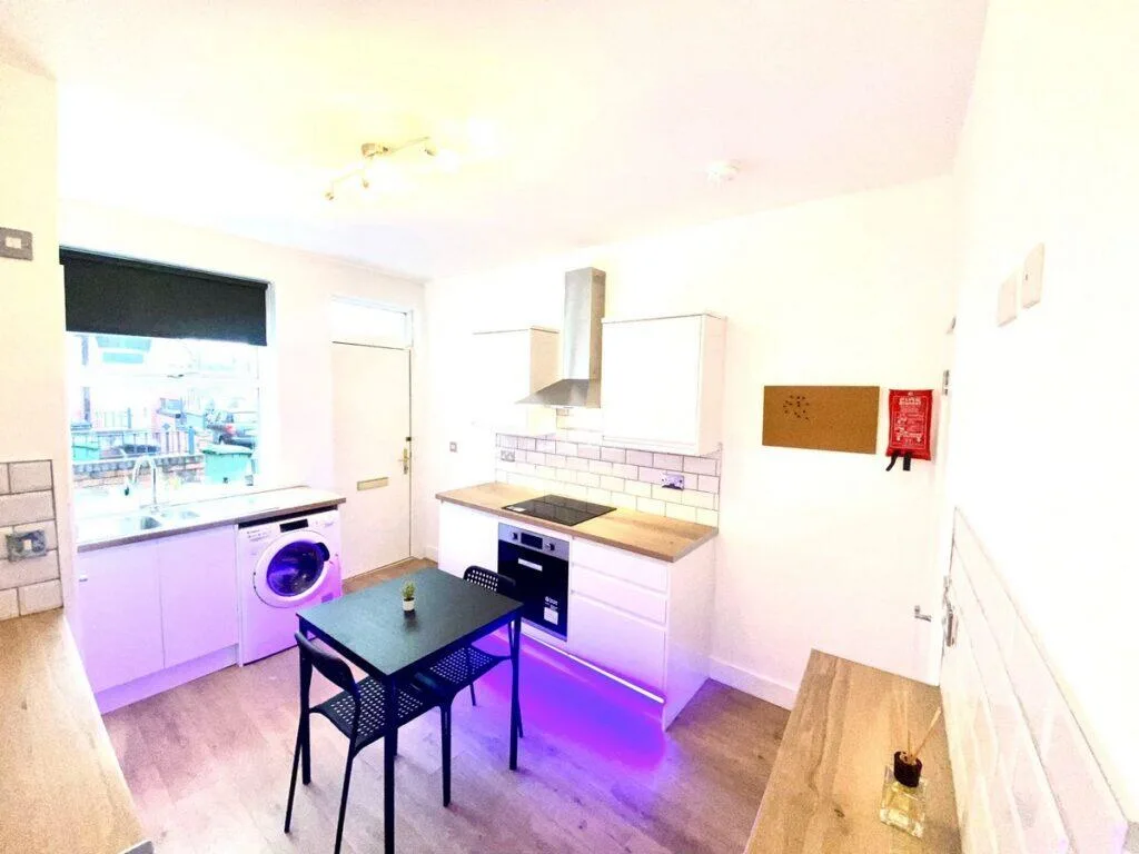 2 bedroom terraced house for rent