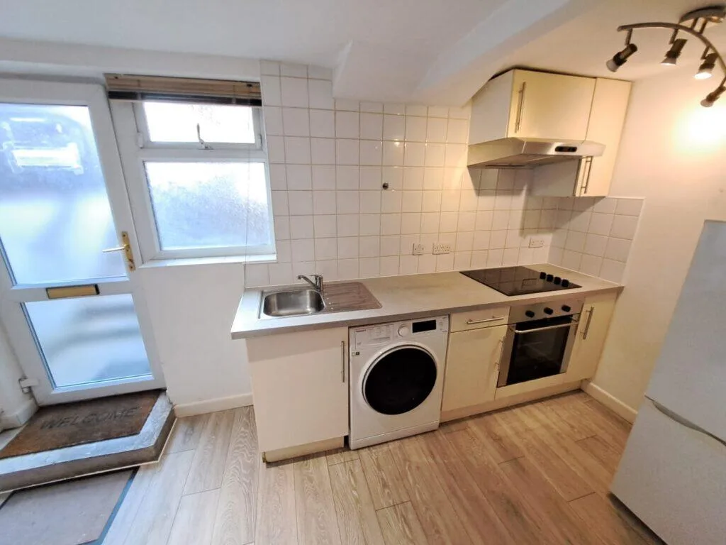 1 bedroom flat for rent