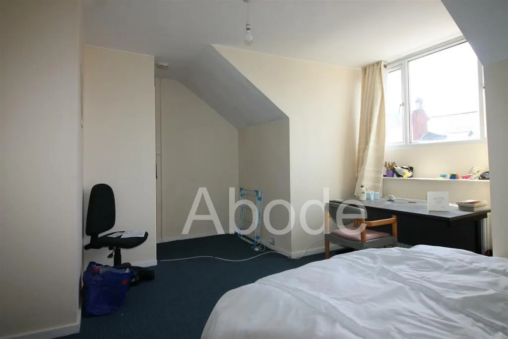 2 bedroom house for rent