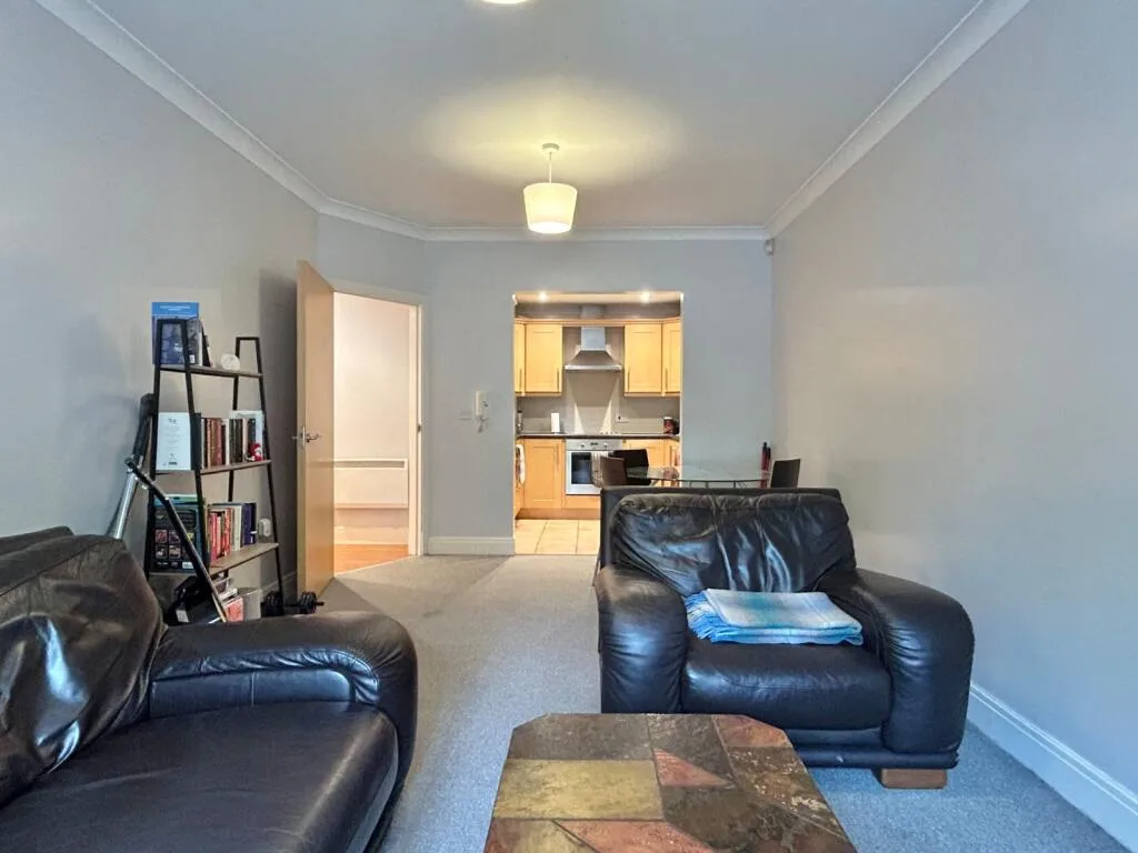 2 bedroom flat for rent