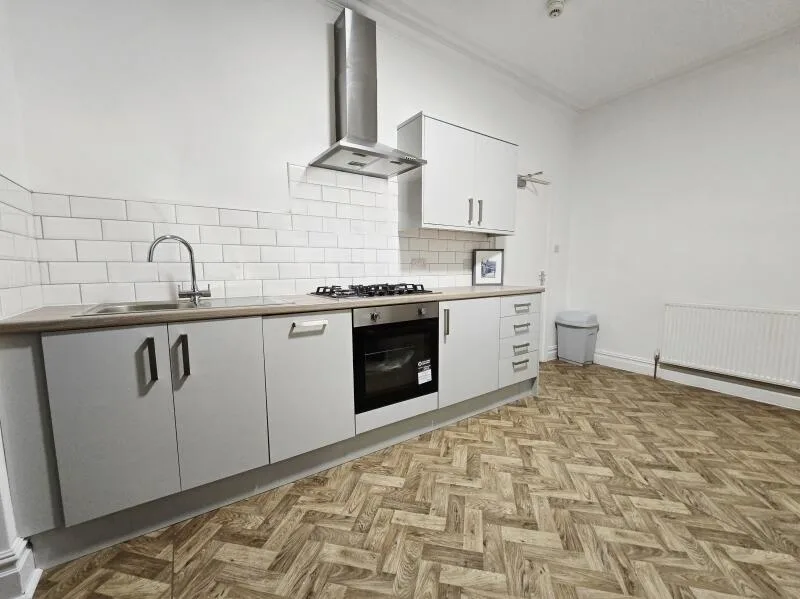 1 bedroom house share for rent
