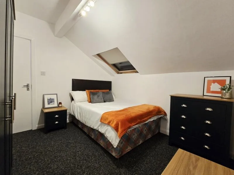 1 bedroom house share for rent
