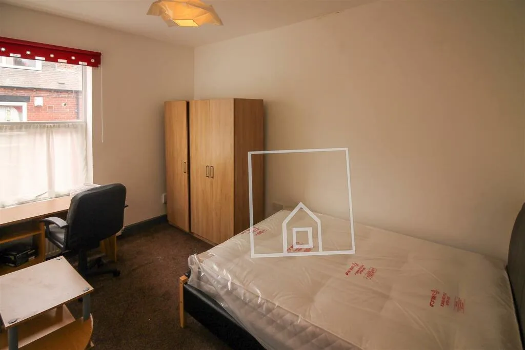2 bedroom house for rent
