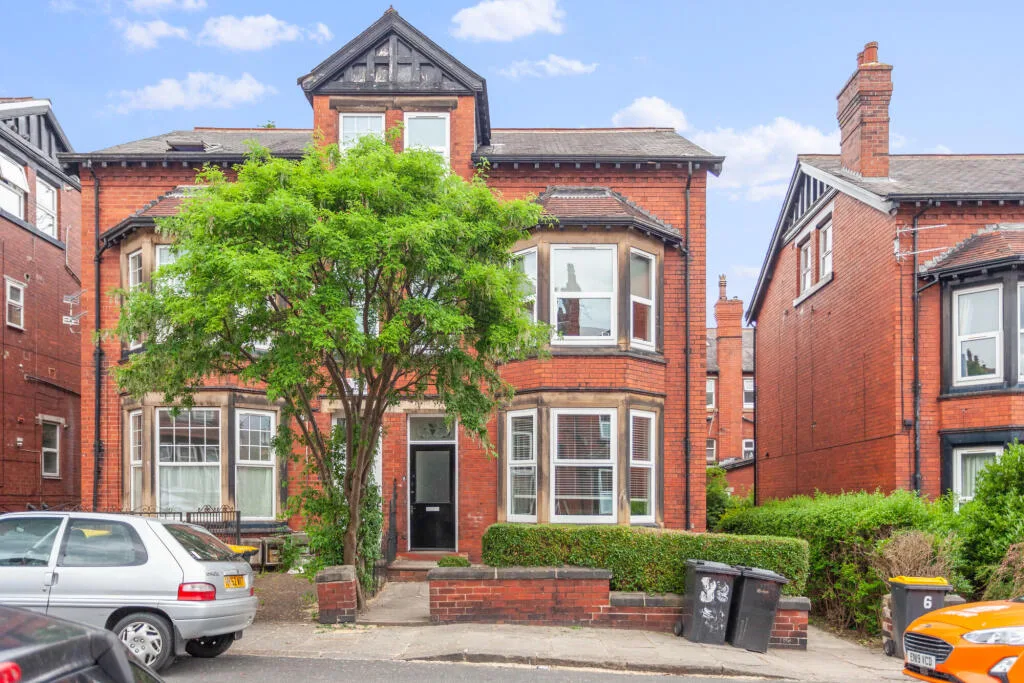 1 bedroom house share for rent
