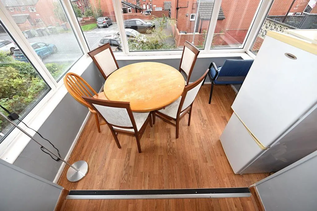 1 bedroom house share for rent