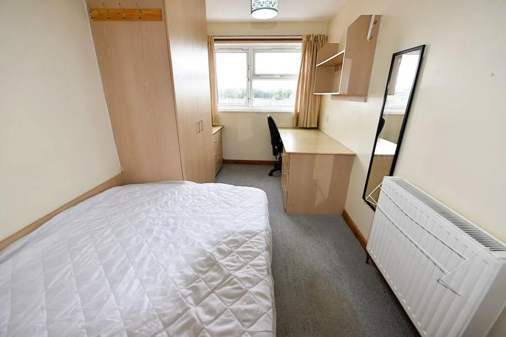 1 bedroom house share for rent