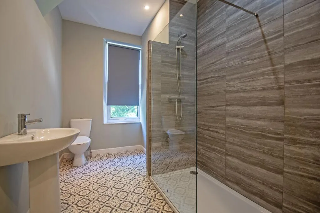 1 bedroom house share for rent
